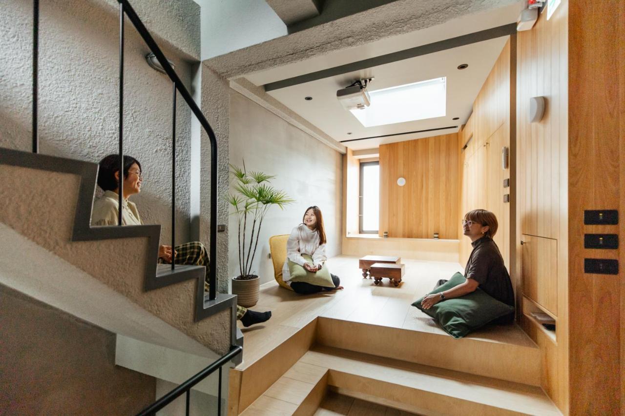 J Youai House 珍友愛 景觀包棟民宿 Тайнань Екстер'єр фото