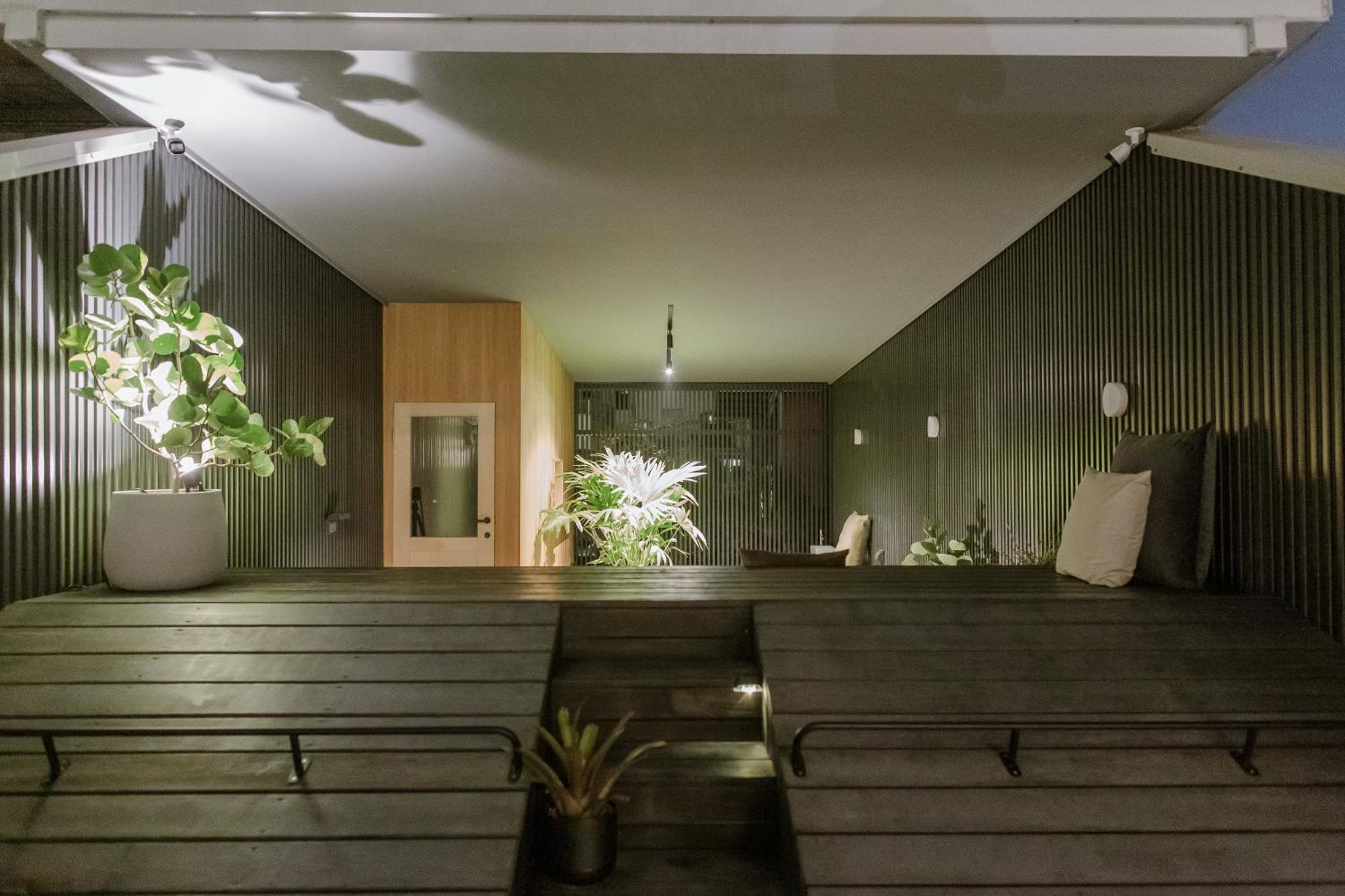 J Youai House 珍友愛 景觀包棟民宿 Тайнань Екстер'єр фото