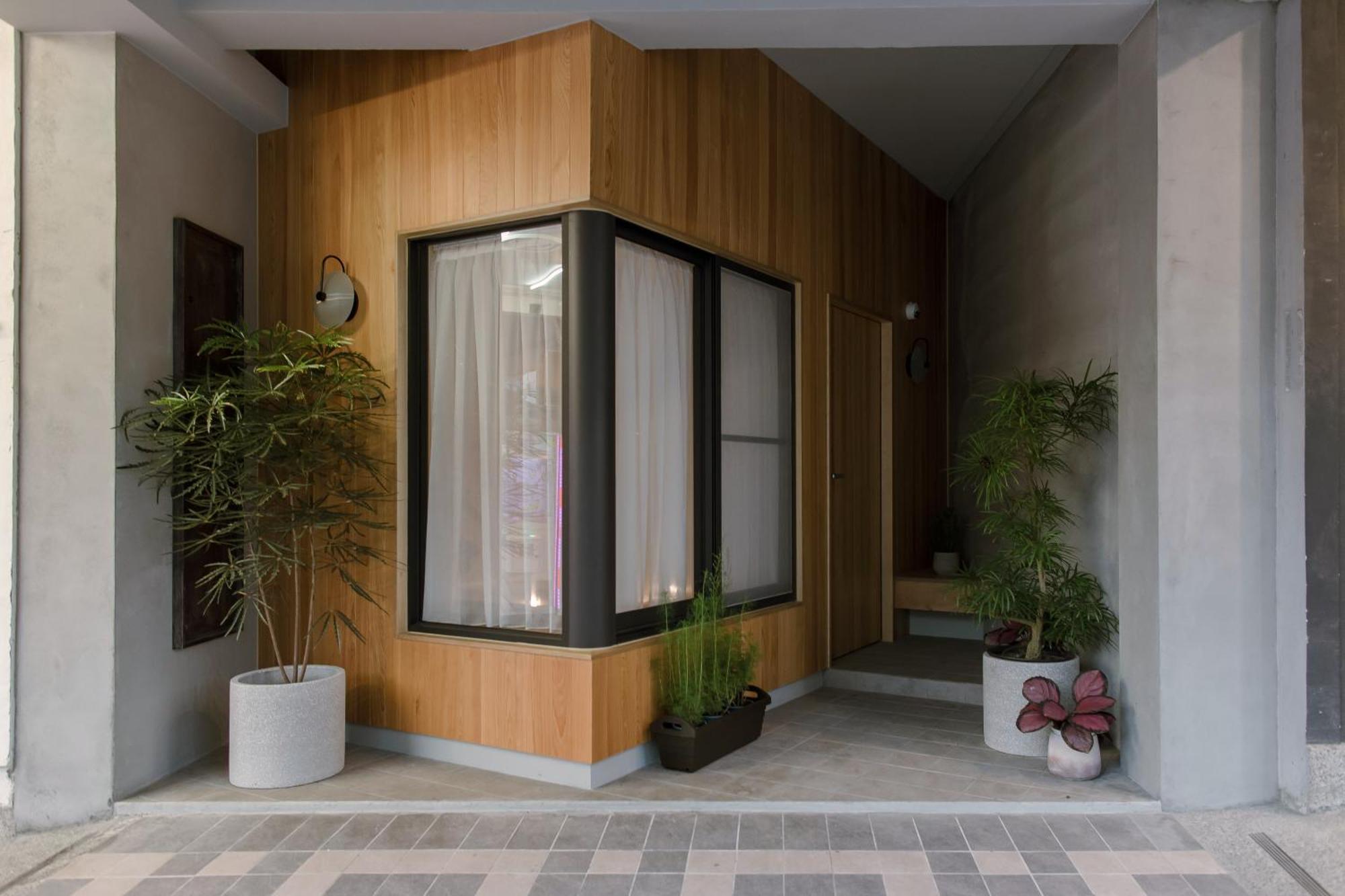J Youai House 珍友愛 景觀包棟民宿 Тайнань Екстер'єр фото